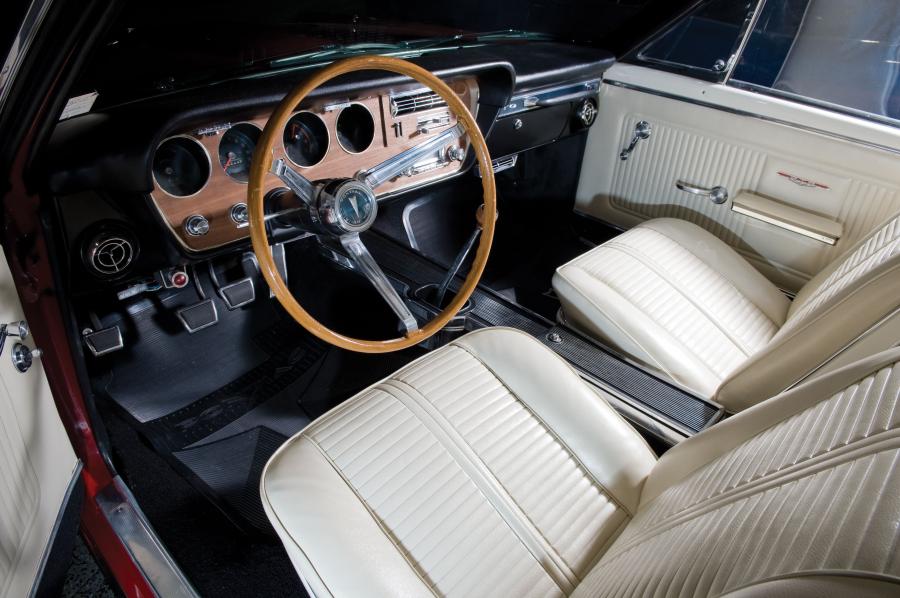  Pontiac GTO Coupe 1966 года  (фото 6 из 16)